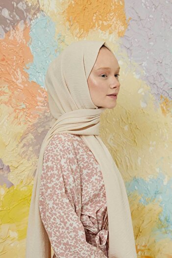Nilbutik Cazz Shawl with Stone