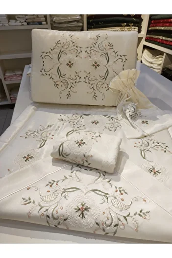 incisecrethome Prayer Rug Handcrafted Needle Embroidered, Rococo, Embroidered Prayer Rug Set 5 Pieces