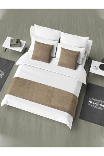 Mrs.Gugar Mink Colored Double Bed Runner - 43x43 cm Throw Pillow Cover