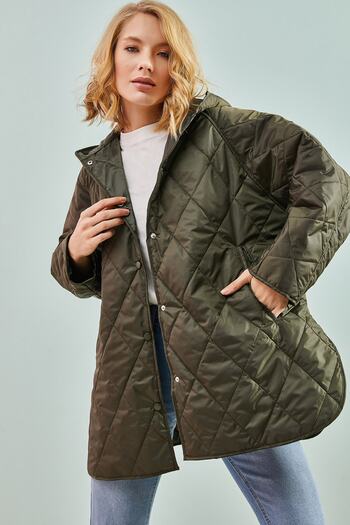 Bianco Lucci Women's Diamond Patterned Quilted Coat