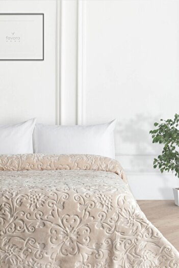Dinarsu Romantic Touch: Mink Romance Floral Embossed Double Blanket - Beige!