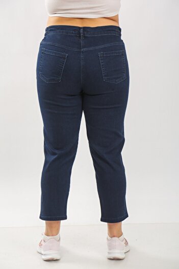 BİrHoşButik Plus Size Jeans with Drop Legs and Embroidery Detail