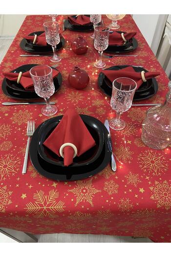 Zeren Home Sıvı Geçirmez Dertsiz Masa Örtüsü Yılbaşı Kırmızı Renk