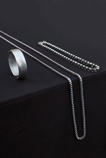 The Collection Wedding Ring Shaped Adjustable Silver Ring Cube Bracelet And Necklace Set