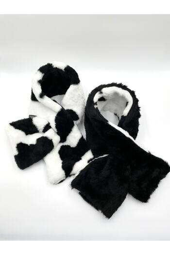 Differ Studio Double Sided Cow Pattern And Black Plush Scarf