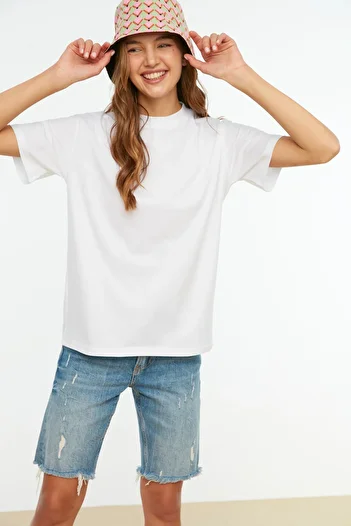 Trendyol Collection Bílé 100% bavlna Basic Stand Collar Pletené tričko TWOAW20TS0096