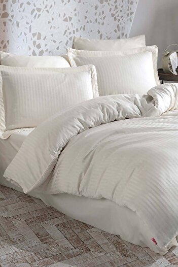 Hobby Striped Satin Double Jacquard Duvet Cover Set Cream