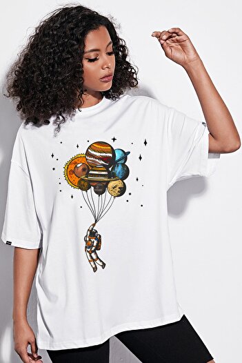 DEEPSENCE Γυναικείο μπλουζάκι Oversize Astronaut Balloon Print Λευκό