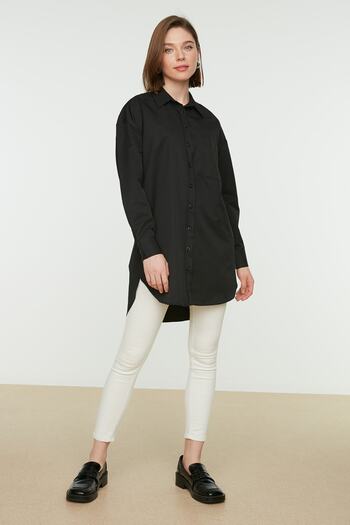 Trendyol Modest Black Pocket and Slit Detailed Woven Shirt TCTAW22UK0080