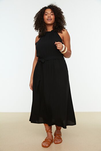 Trendyol Curve Black Belted Halter Neck Woven Dress TBBSS22EL1545