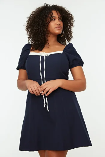 Trendyol Curve Navy Blue Woven Collar Detailed Dress TBBSS22AH0246