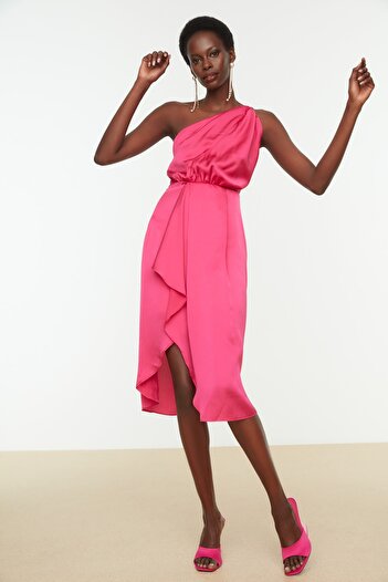Trendyol Collection Rochie De Seara Eleganta Detaliata Roz TPRSS22EL0967
