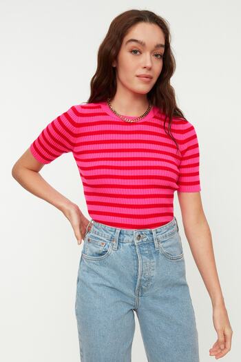 Trendyol Collection Fuchsia Basic gestreifter Pullover TWOSS20KZ0075