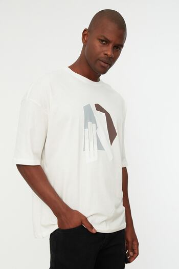 Trendyol Collection Ecru Short Sleeve Oversize/Wide Fit 100% Cotton Geometric Print T-Shirt Tmnss21Ts1075