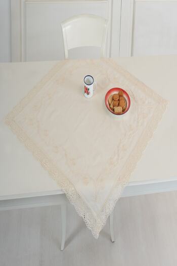 ÖDEL HOME Naturel Buldan Kumaşı Dantelli Çiçek Işlemeli 90x90 Cm Masa Örtüsü