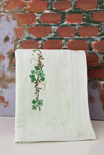 Özdilek Dila V2 - Set of 2 White and Green Embroidered Towels
