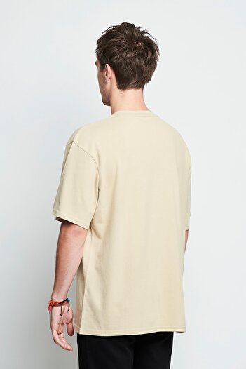 IAMNOTBASIC Men's Beige Oversize Tyler T-Shirt
