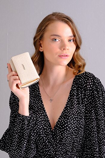 Just Polo Women's Zippered Mini Wallet with Magnet Cover