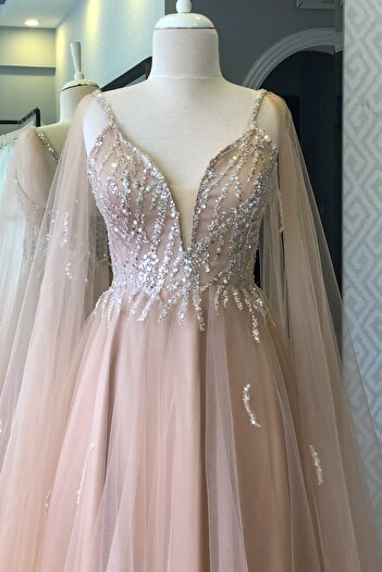 Lenta Moda Ten Rengi Pullu Dantel Detaylı Abiye Ve Gece Elbisesi