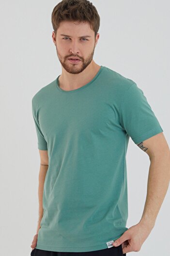 AMAZING CRASH Water Green Basic Men's Crew Neck Slim Fit Short Sleeve T-shirt