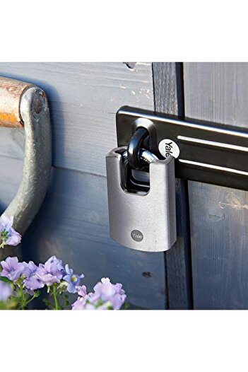 Yale Brand: Y122b/50/123/1 - 50mm Chrome Plated Padlock with Dmu Housing - High Protection - Boro