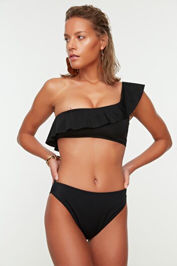 Trendyol Collection Black Normal Waist Regular Core Bikini Bottom Tbess21Ba0228