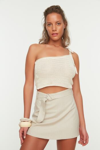 Trendyol Collection Plážové šortky s béžovým páskem ze směsi plátna TBESS21ET0124