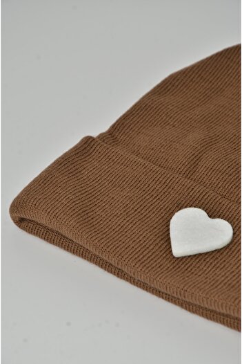 mottomia New Year/Valentine's Day Special White Heart Figured Brown Color Unisex Beret