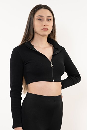 Soyo Women's Black Zippered Turtleneck Knitted Crop Blouse