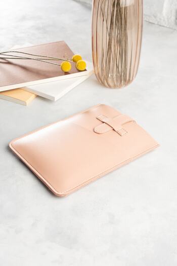 DK LEATHER Pu Leather 6.8" Kindle Paperwhite 11th Generation 2021 and Signature Edition Amazon Ebook Reader Case