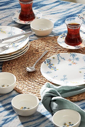 Karaca Bonita Blue 26 Pieces Porcelain Breakfast Serving Set for 6 Persons