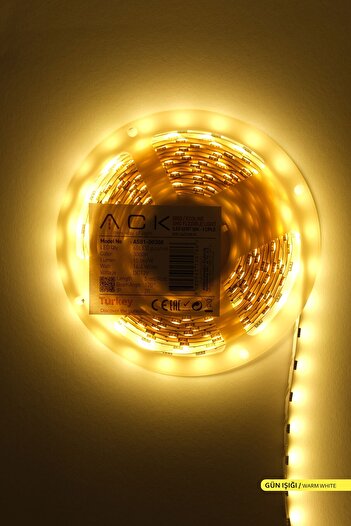 ACK 5 Metre Şerit Led Üç Çip 60 Ledli Gün Işığı 3000k 14.4 Watt Led Işık