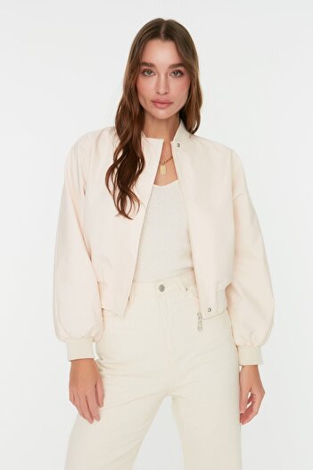 Trendyol Collection Béžová Oversize Gather Detailní vodoodpudivá bunda Bomber Jacket Twoss22Mo0099