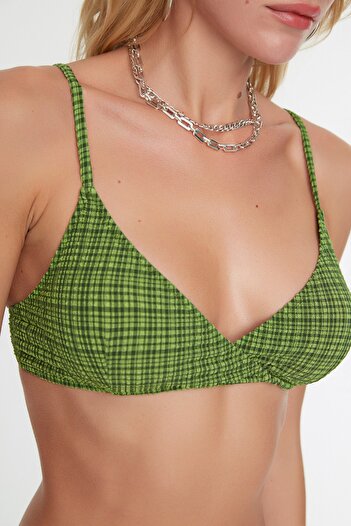 Trendyol Collection Μπικίνι με υφή πράσινου τριγώνου TBESS21BU0141