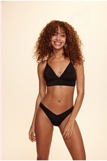 No Gossip Women's Black Crush Back Cross Triangle Bikini Single Top
