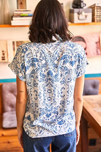 Olalook Dámská ecru modrá košile Little Floral Bat Shirt GML-19000576