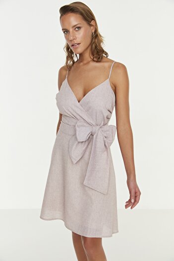 Trendyol Collection Plum Belted Tkané šaty TWOSS19XN0008