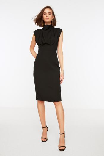 Trendyol Collection Schwarzes Midi-Bleistiftrockkleid mit Stehkragen - TWOAW20EL0311
