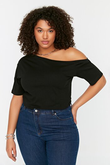 Trendyol Curve Black Off-Shoulder 100% Cotton Blouse - TBBSS22AF0052