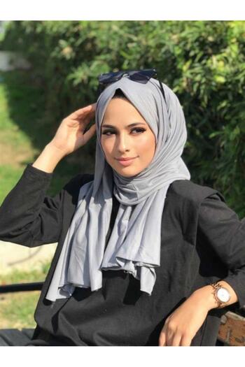Larissa Scarf Gray Combed Shawl