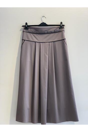 Kayra Women's Pleated Skirt with Pockets