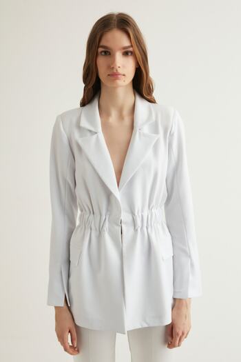 Trendyol Collection X Dilek Hanif Ecru Waist Detailed Jacket TPRSS22CE0210