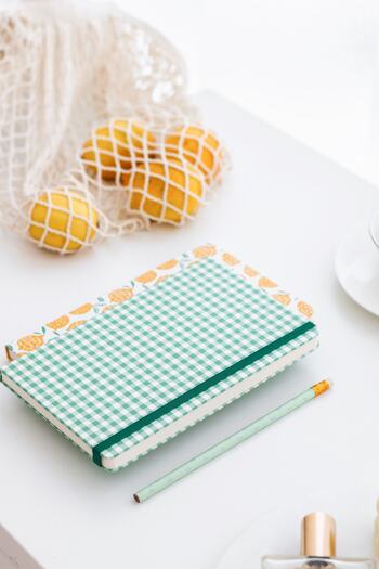 Matt Notebook Set de 2 caiete 13x21 Lămâie cu dungi elastice