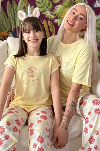 Pijamaevi Fruit Time Printed Short Sleeve Mother Daughter Combination Pajama Set.