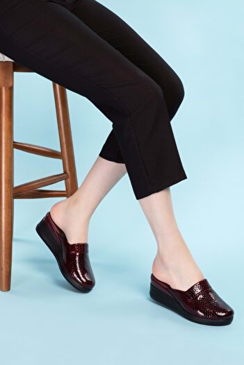 Gondol Women's Genuine Leather Wedge Heel Sabo Slippers Özl.906yt - Claret Red Honeycomb - 37