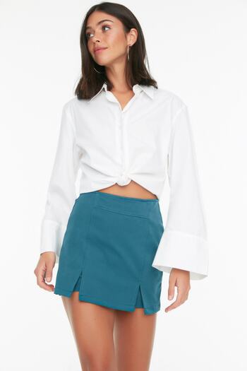 Trendyol Collection Dark Green Double Slit Green Super Mini Woven Shorts Skirt TWOSS20SR0364