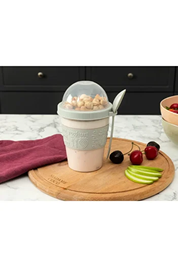 Madame Coco Pansy Snack Container with Spoon - Soft Green 234Eseri