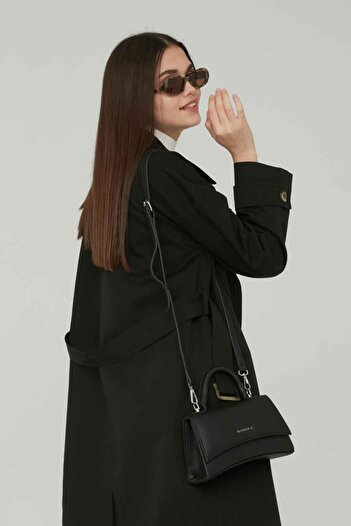 Manuka Textured Leather Bag Black