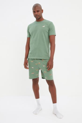 Trendyol Collection Πιτζάμες με πράσινη στάμπα 100% βαμβακερή κανονική εφαρμογή με σορτς - THMSS21PT0920