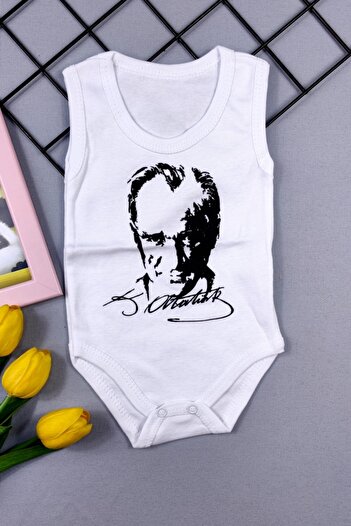 ADABEBEK Ataturk Printed Snap Bodysuit